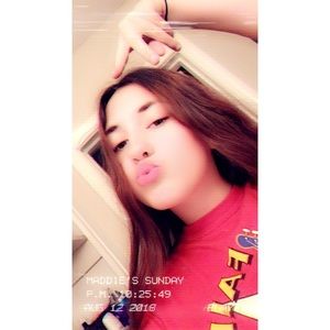 Meet your Posher, Madeline